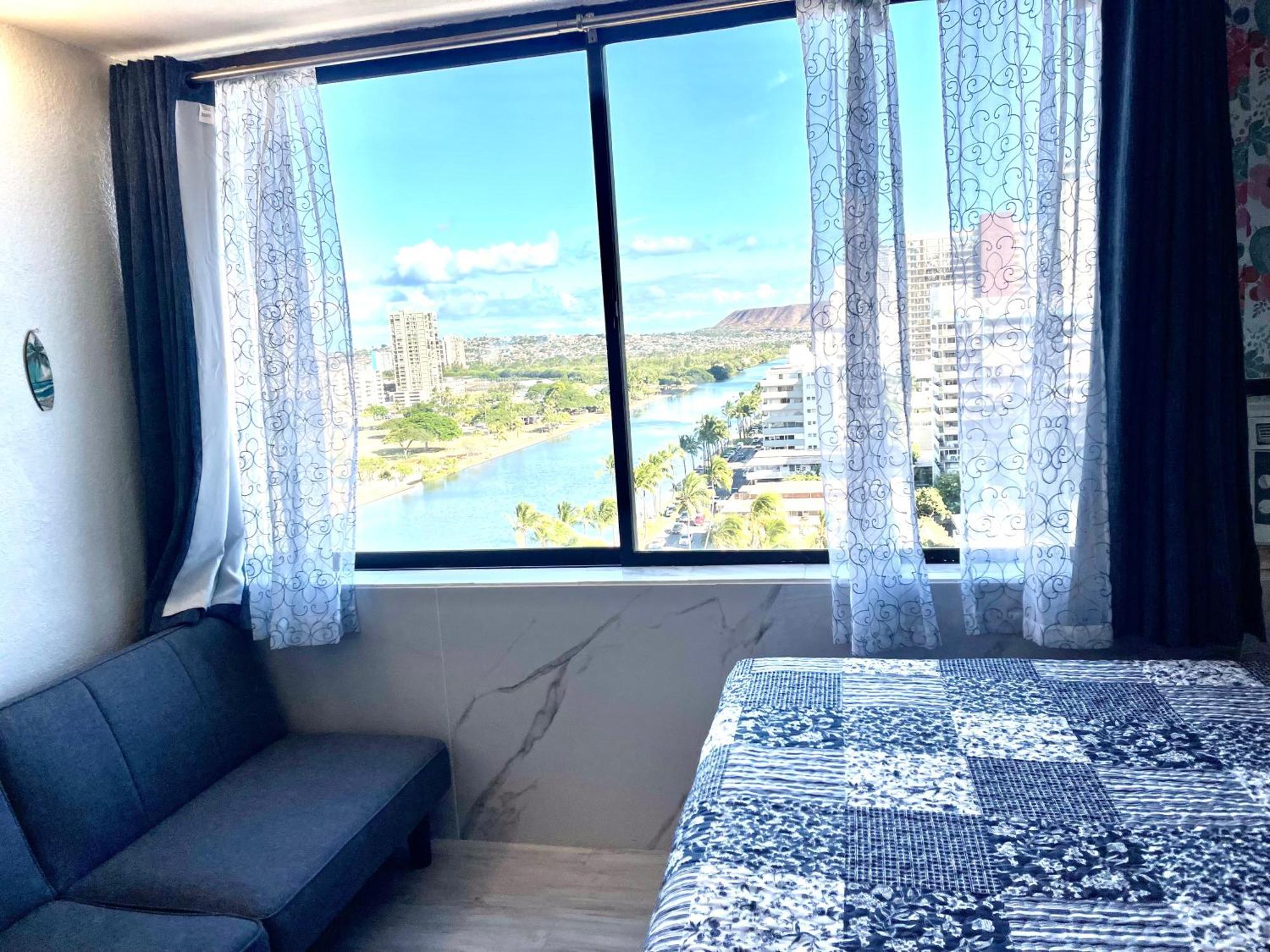 Diamond, Ocean, And Canal View Affordable Family House7Person Honolulu Ngoại thất bức ảnh